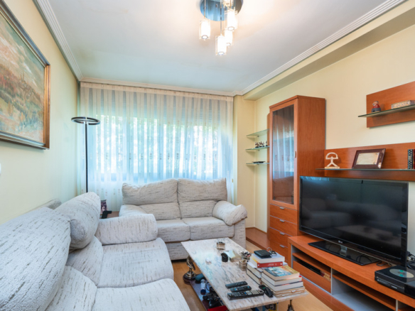 Apartment in Alameda de Osuna