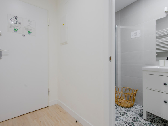 Apartment in Embajadores