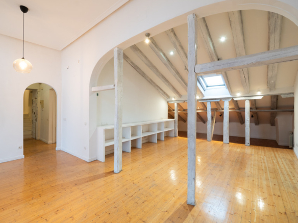 Duplex penthouse in Chueca