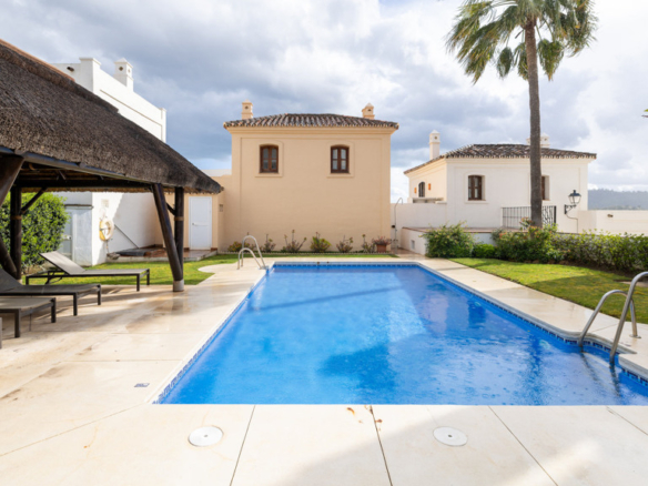 Townhouse in La Heredia