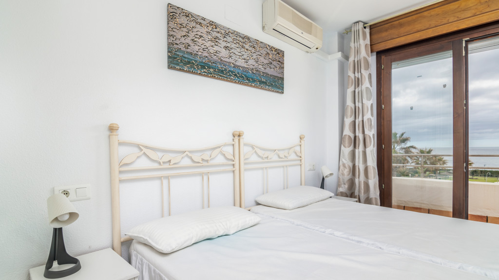 Townhouse-in-Manilva-16