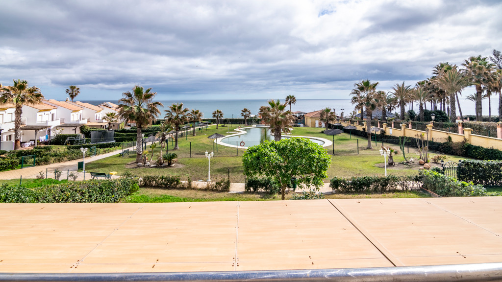 Townhouse-in-Manilva-35