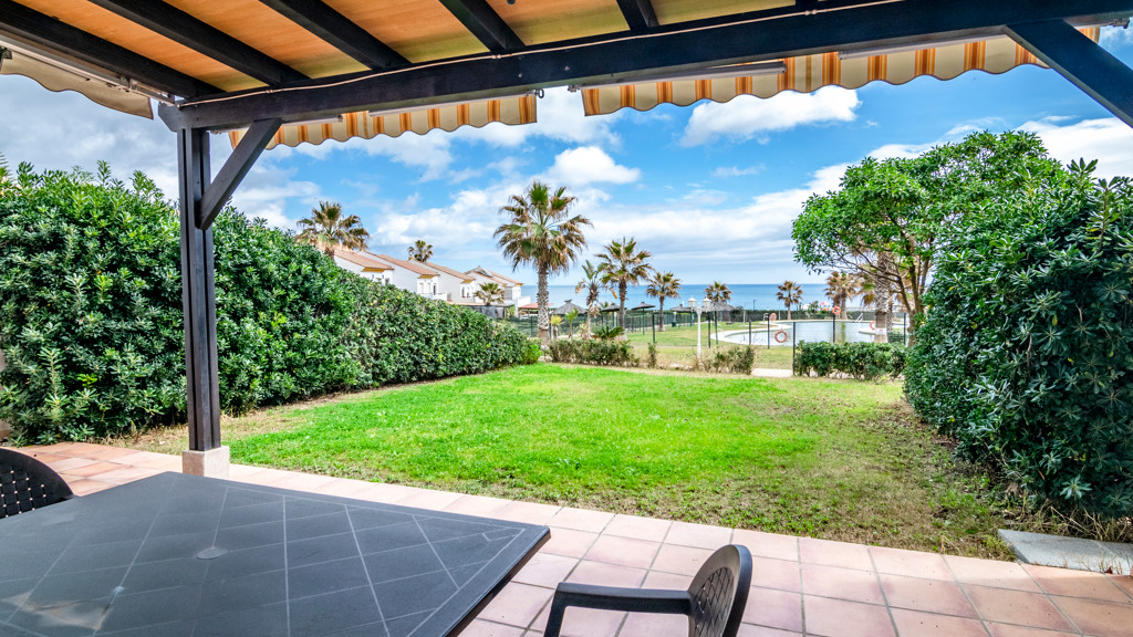Townhouse-in-Manilva-43