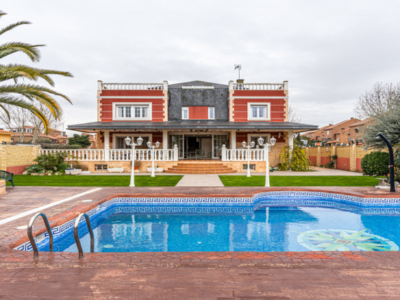 Villa in Arroyomolinos