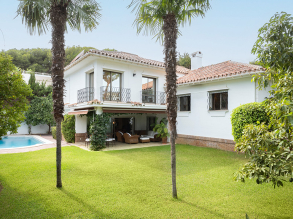 Villa in Los Monteros