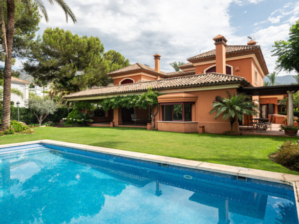 Villa in Sierra Blanca